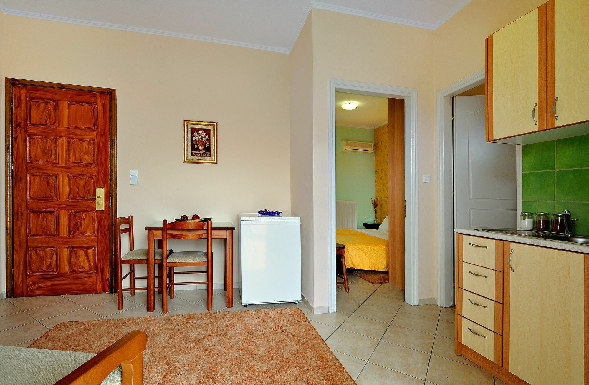 Nantin Hotel Яніна Екстер'єр фото